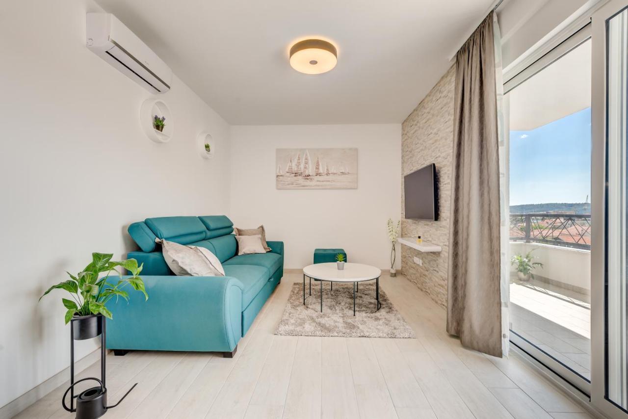 Modern 4* Luxury Apartment In Center Trogir Exteriör bild